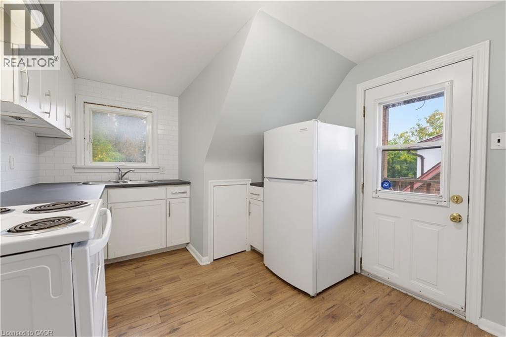 Detached for sale at 25 MEINZINGER Avenue, Southdale, Kitchener, Ontario, photo 18