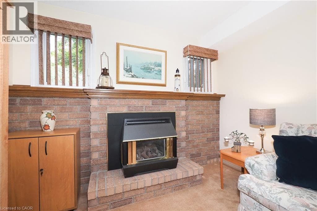 Townhouse for sale at 375 HOLIDAY INN Drive Unit# 34, Centennial, Cambridge, Ontario, photo 33