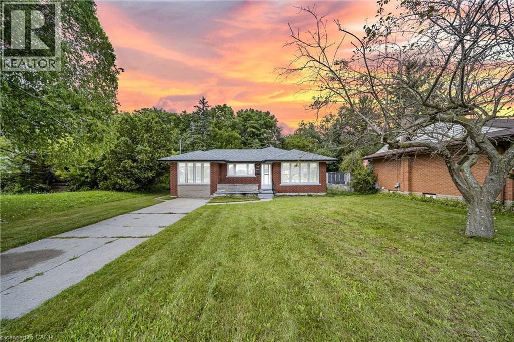 Detached for sale at 284 CEDAR Crescent, Victoria Highlands, Cambridge, Ontario, photo 5