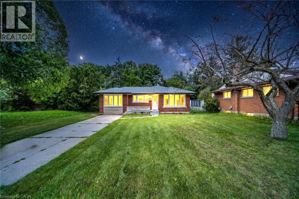 Detached for sale at 284 CEDAR Crescent, Victoria Highlands, Cambridge, Ontario, photo 3