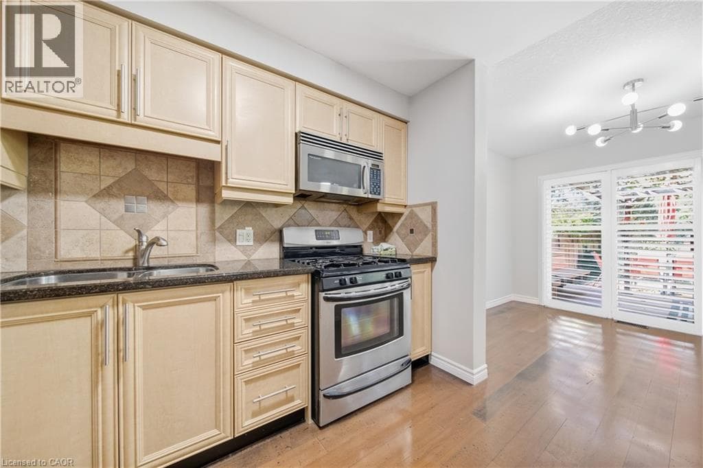 Townhouse for sale at 437 BEAVER CREEK Road, Laurelwood, Waterloo, Ontario, photo 16