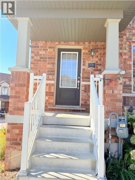 Townhouse for sale at 770 LINDEN Drive, Preston Heights, Cambridge, Ontario, photo 3