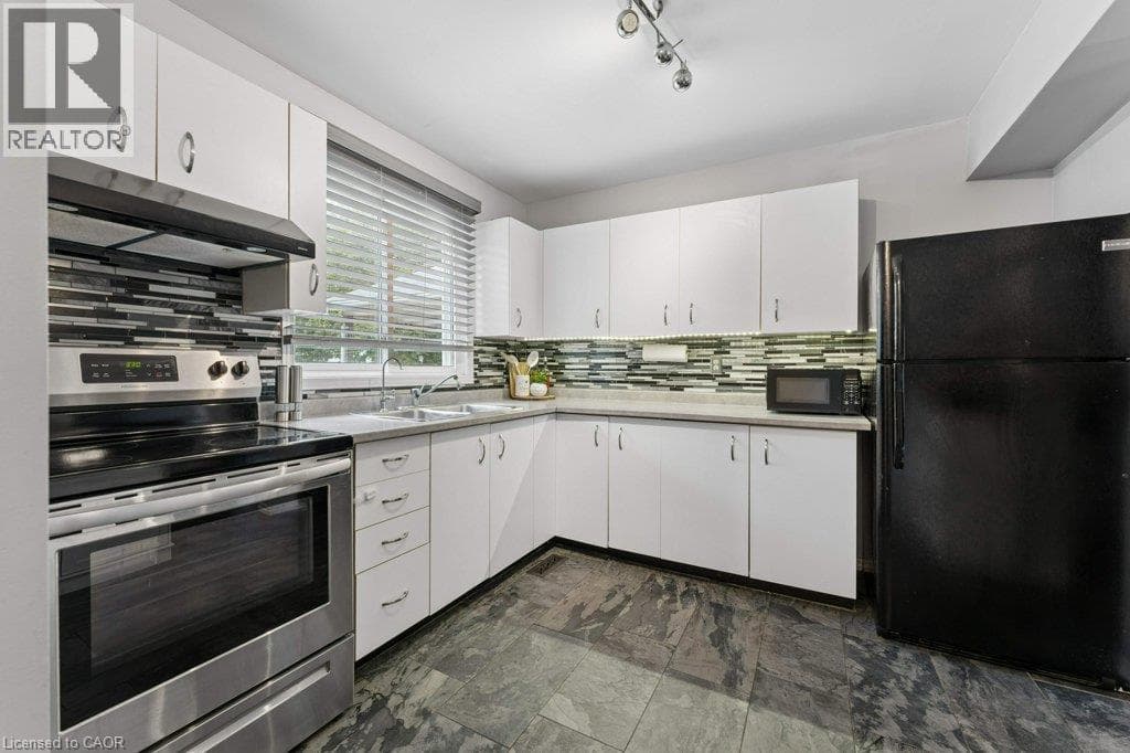 Townhouse for sale at 255 NORTHLAKE Drive Unit# 4, Lakeshore North, Waterloo, Ontario, photo 9