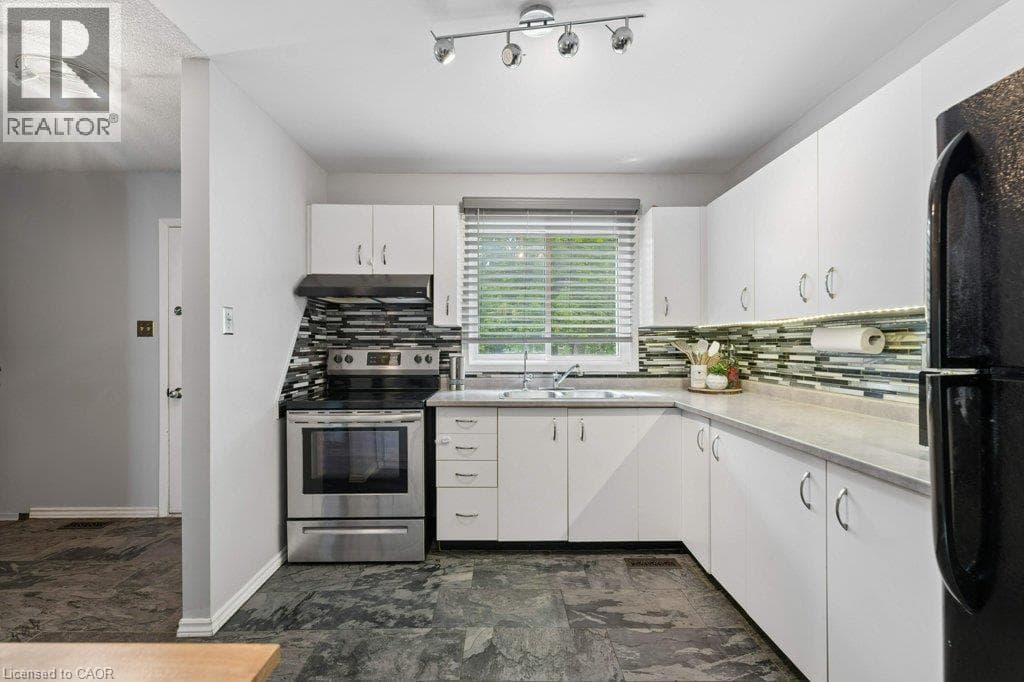 Townhouse for sale at 255 NORTHLAKE Drive Unit# 4, Lakeshore North, Waterloo, Ontario, photo 10