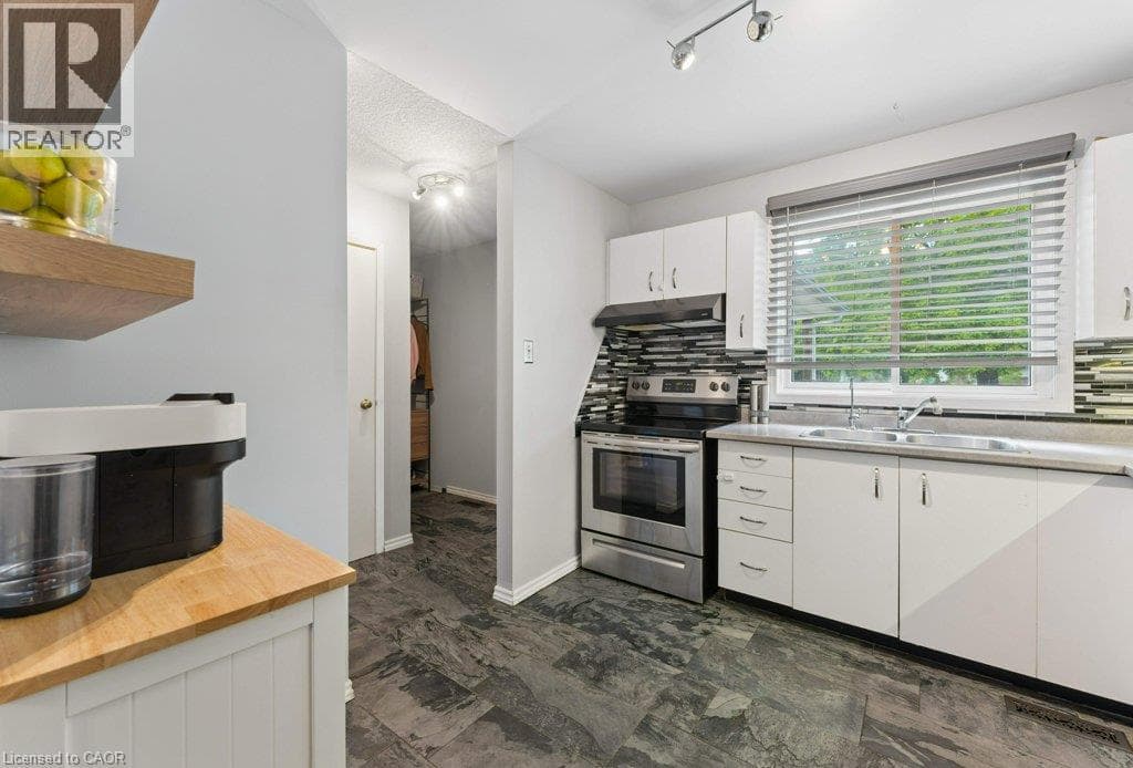Townhouse for sale at 255 NORTHLAKE Drive Unit# 4, Lakeshore North, Waterloo, Ontario, photo 8