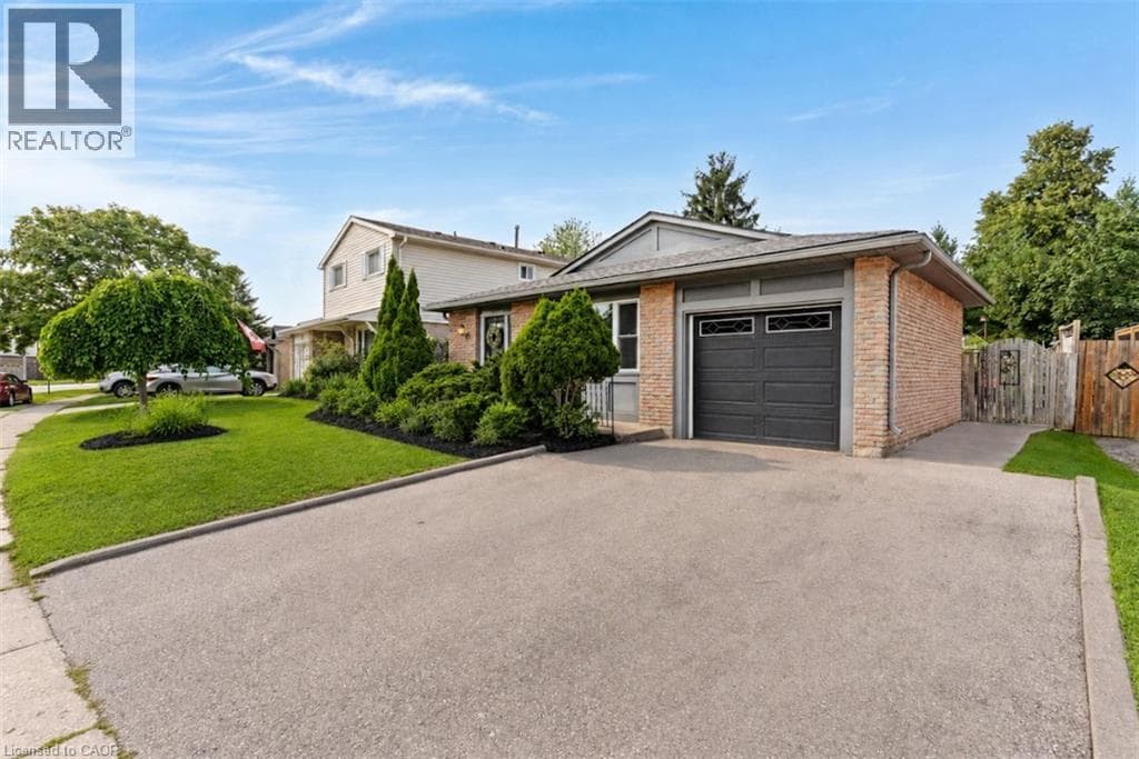 Detached for sale at 18 BISMARK Drive, Westview, Cambridge, Ontario, photo 2