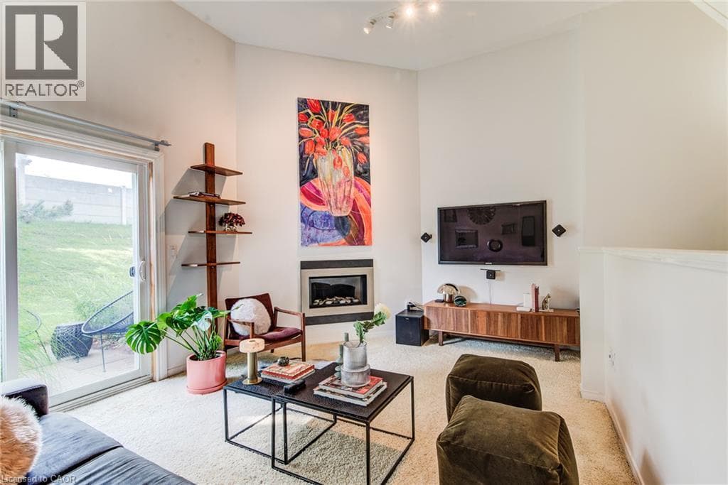 Townhouse for sale at 589 BEECHWOOD Drive Unit# 22, Rummelhardt, Waterloo, Ontario, photo 4