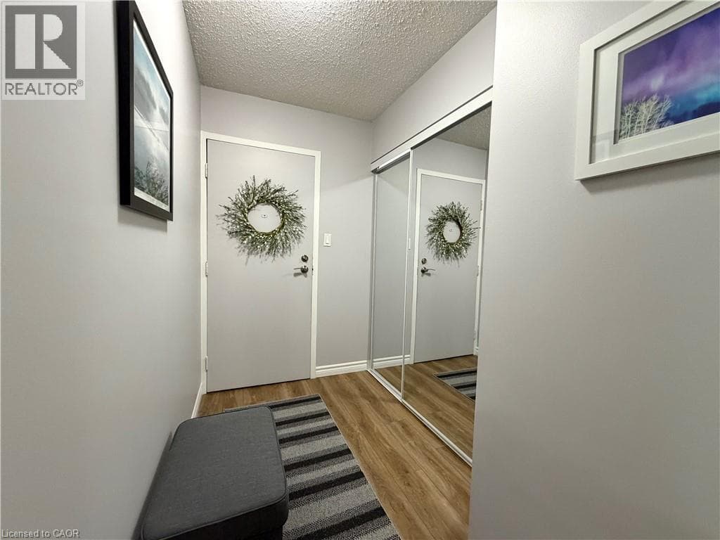 Apartment for sale at 944 CALEDONIAN View Unit# 301, Riverside, Cambridge, Ontario, photo 4