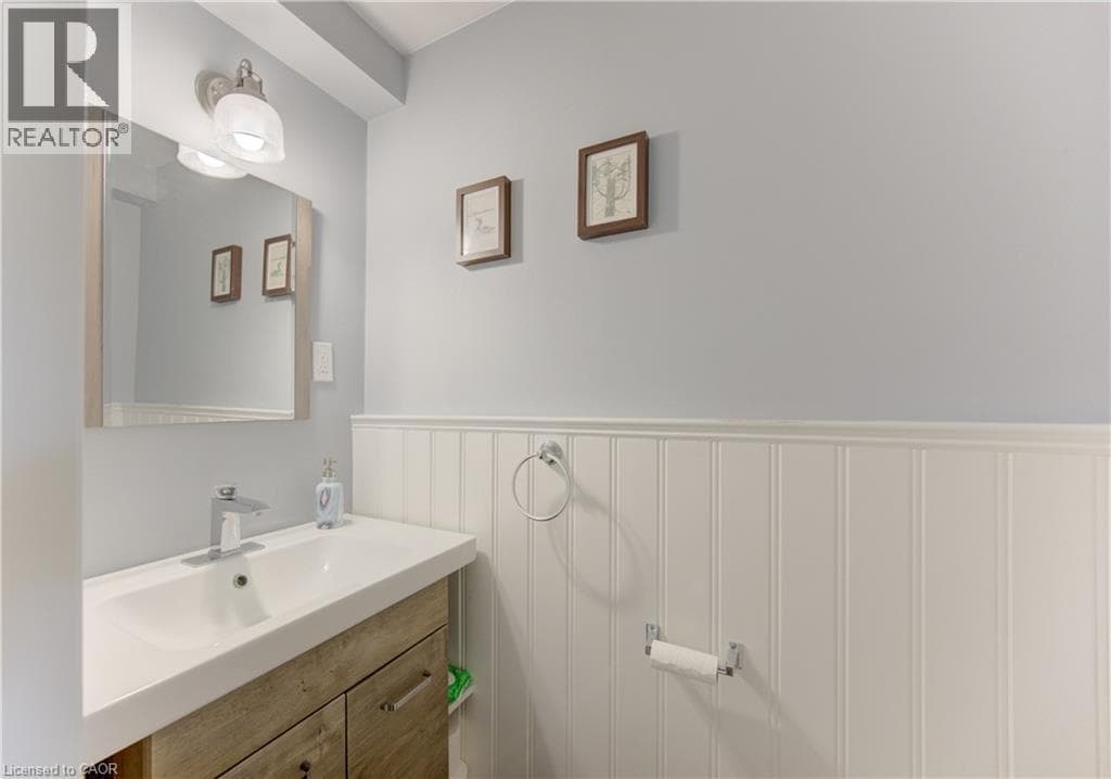 Townhouse for sale at 80 OLD COUNTRY Drive Unit# 1, Country Hills, Kitchener, Ontario, photo 6