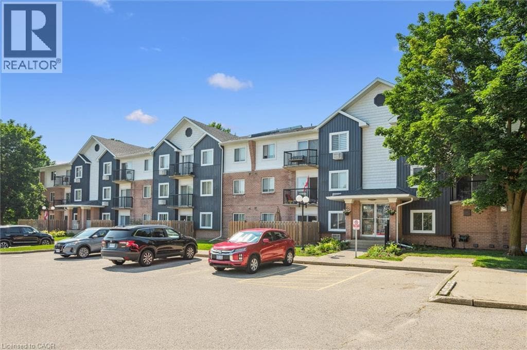 Apartment for sale at 275 EIWO Court Unit# 210, University Downs, Waterloo, Ontario, photo 3