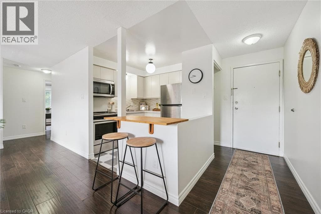 Apartment for sale at 275 EIWO Court Unit# 210, University Downs, Waterloo, Ontario, photo 6