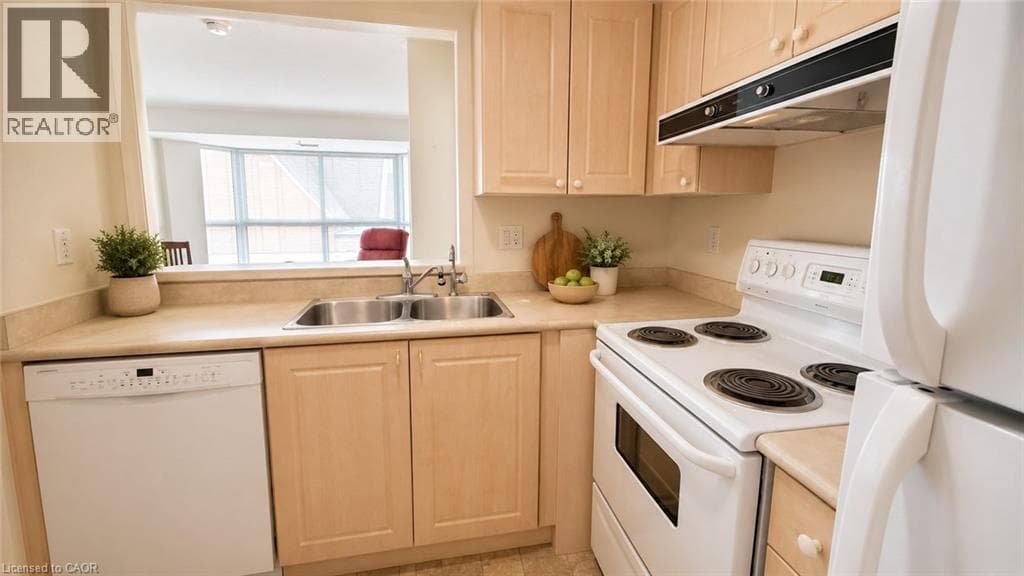 Apartment for sale at 20 ST. GEORGE Street Unit# 404, Downtown Kitchener, Kitchener, Ontario, photo 12