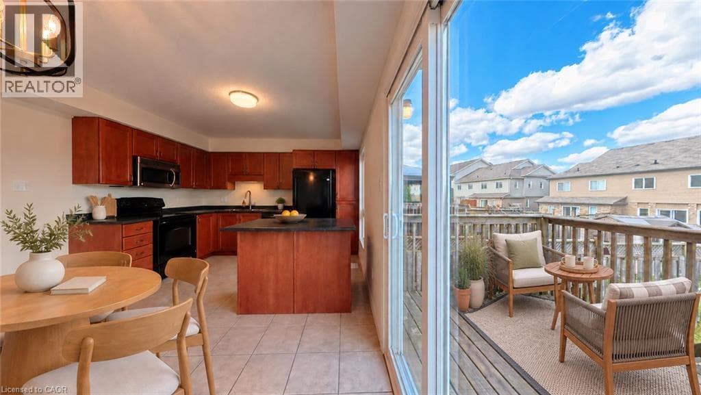 Townhouse for sale at 250 PARKVALE Drive, Huron Park, Kitchener, Ontario, photo 6