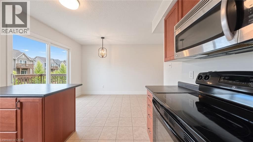 Townhouse for sale at 250 PARKVALE Drive, Huron Park, Kitchener, Ontario, photo 12