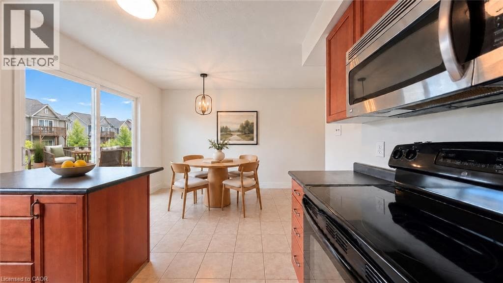 Townhouse for sale at 250 PARKVALE Drive, Huron Park, Kitchener, Ontario, photo 11