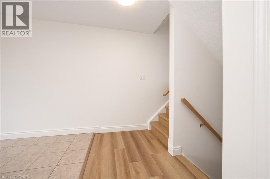 Townhouse for sale at 250 PARKVALE Drive, Huron Park, Kitchener, Ontario, photo 19