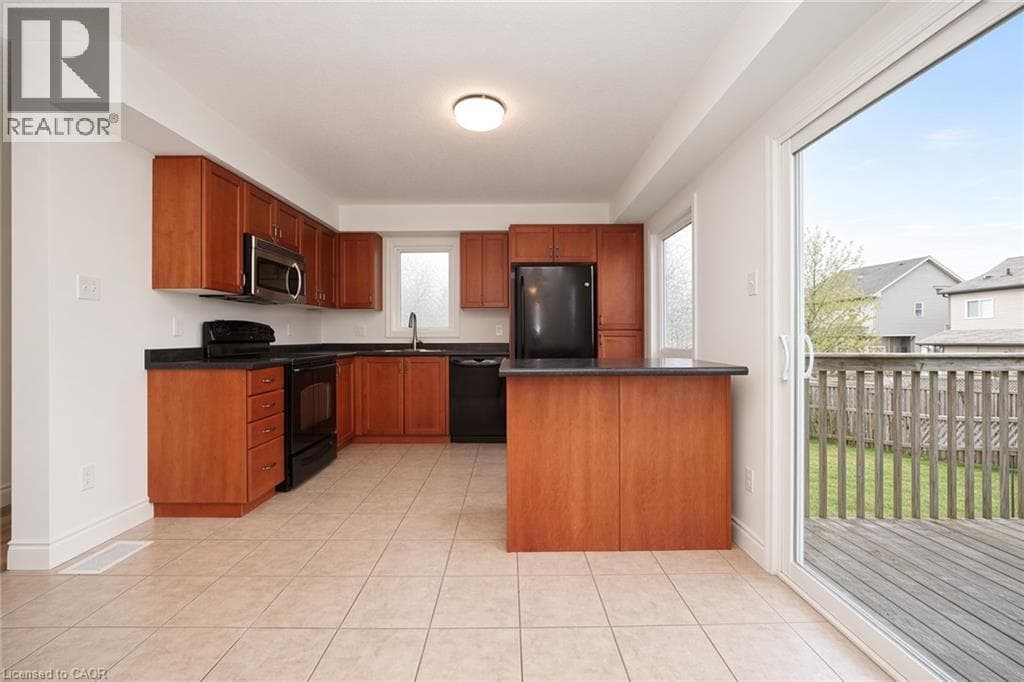 Townhouse for sale at 250 PARKVALE Drive, Huron Park, Kitchener, Ontario, photo 17