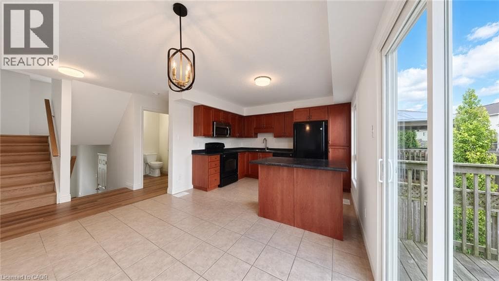 Townhouse for sale at 250 PARKVALE Drive, Huron Park, Kitchener, Ontario, photo 7