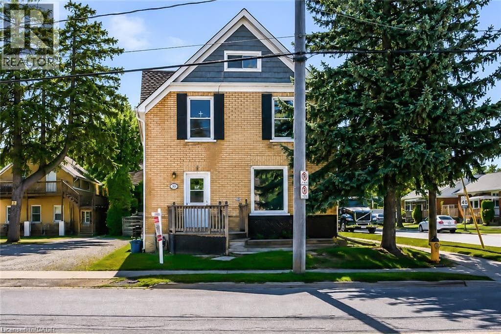 93 LANCASTER Street W