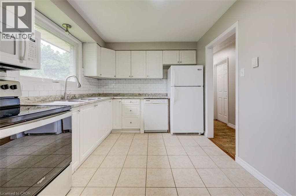 Detached for sale at 939 STRASBURG Road, Country Hills, Kitchener, Ontario, photo 11