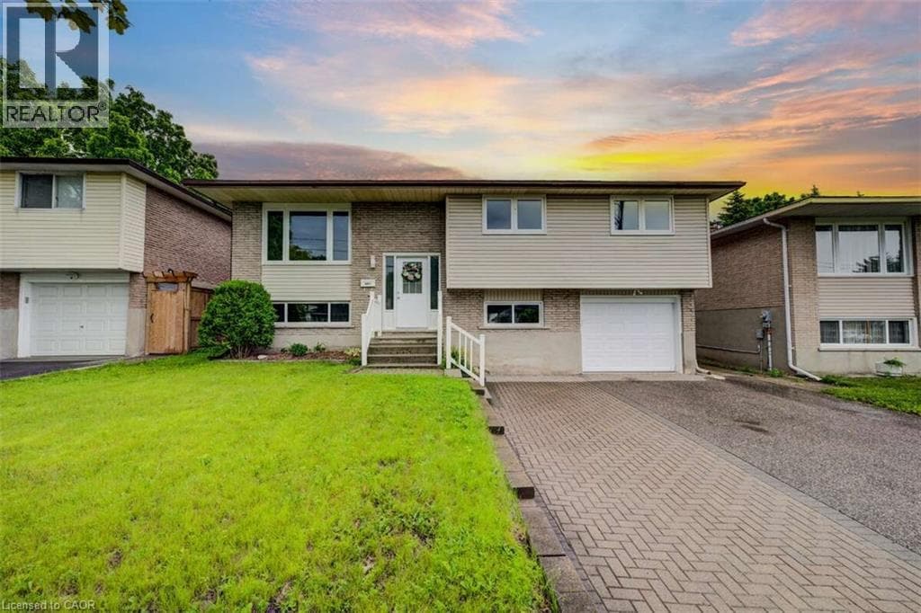 Detached for sale at 939 STRASBURG Road, Country Hills, Kitchener, Ontario, photo 2