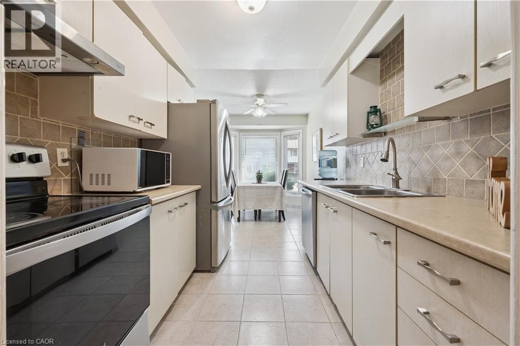 Townhouse for sale at 219 KINGSWOOD Drive Unit# 59, Alpine, Kitchener, Ontario, photo 7
