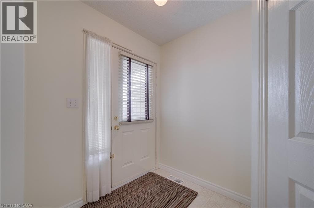 Multi-family for sale at 1064 COPPER LEAF Crescent, Laurentian West, Kitchener, Ontario, photo 4