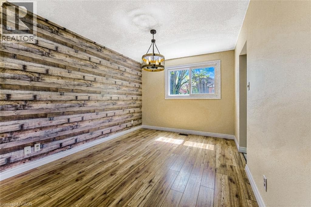 Detached for sale at 37 GOTTSCHEER Court, Southdale, Kitchener, Ontario, photo 11