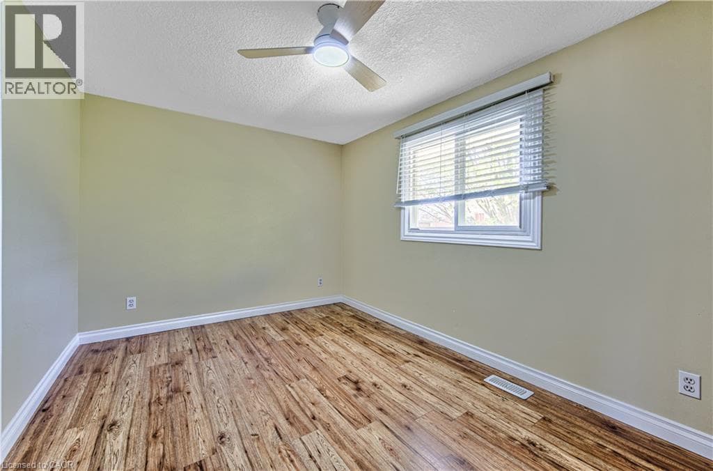 Detached for sale at 37 GOTTSCHEER Court, Southdale, Kitchener, Ontario, photo 22