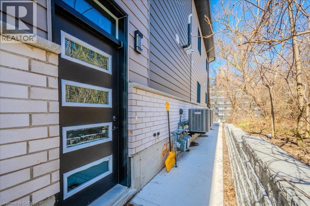 Multi-family for sale at 498 KARN Street, Victoria Hills, Kitchener, Ontario, photo 4