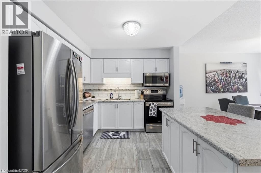 Semi-detached for sale at 84 WESTMEADOW Drive Unit# 1, Highland West, Kitchener, Ontario, photo 8