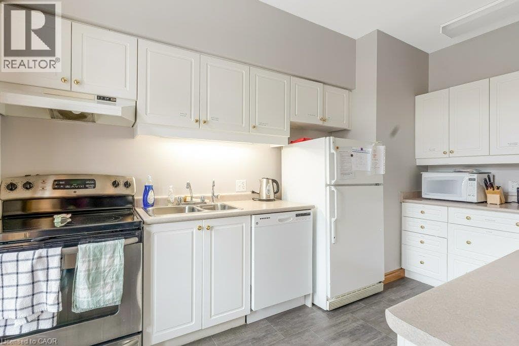 Townhouse for sale at 375 N GEORGE Street N Unit# 1, Westview, Cambridge, Ontario, photo 48