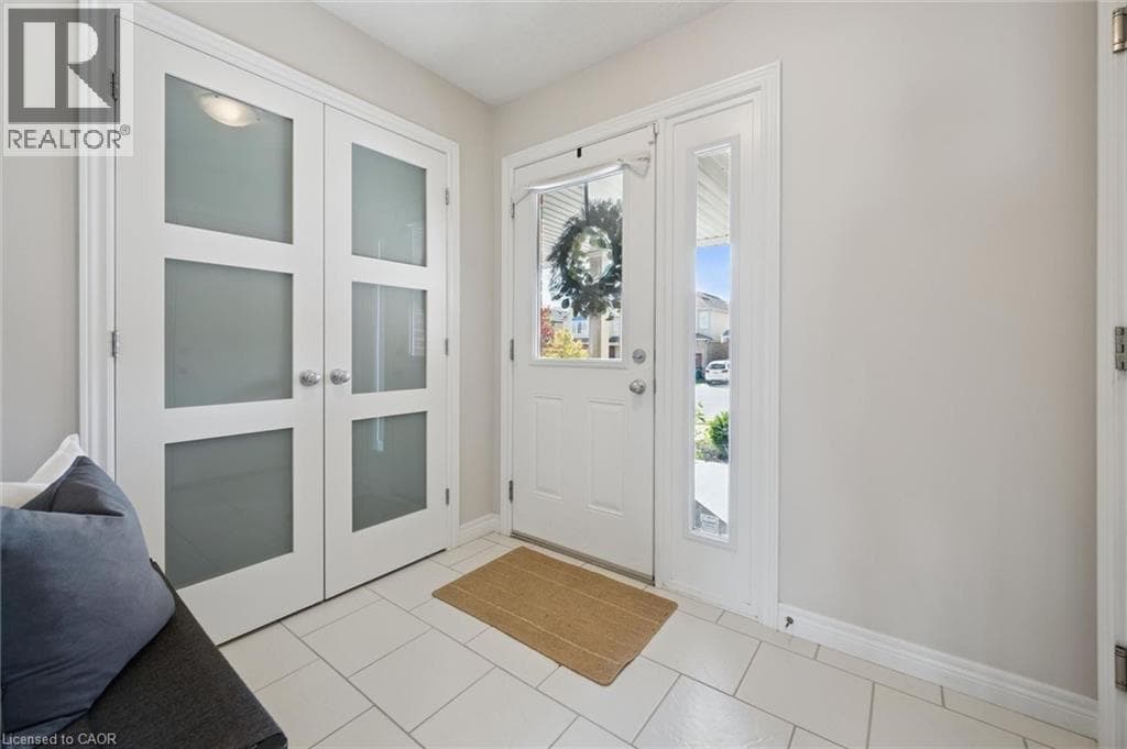 Townhouse for sale at 179 EDEN OAK Trail, Grand River South, Kitchener, Ontario, photo 5