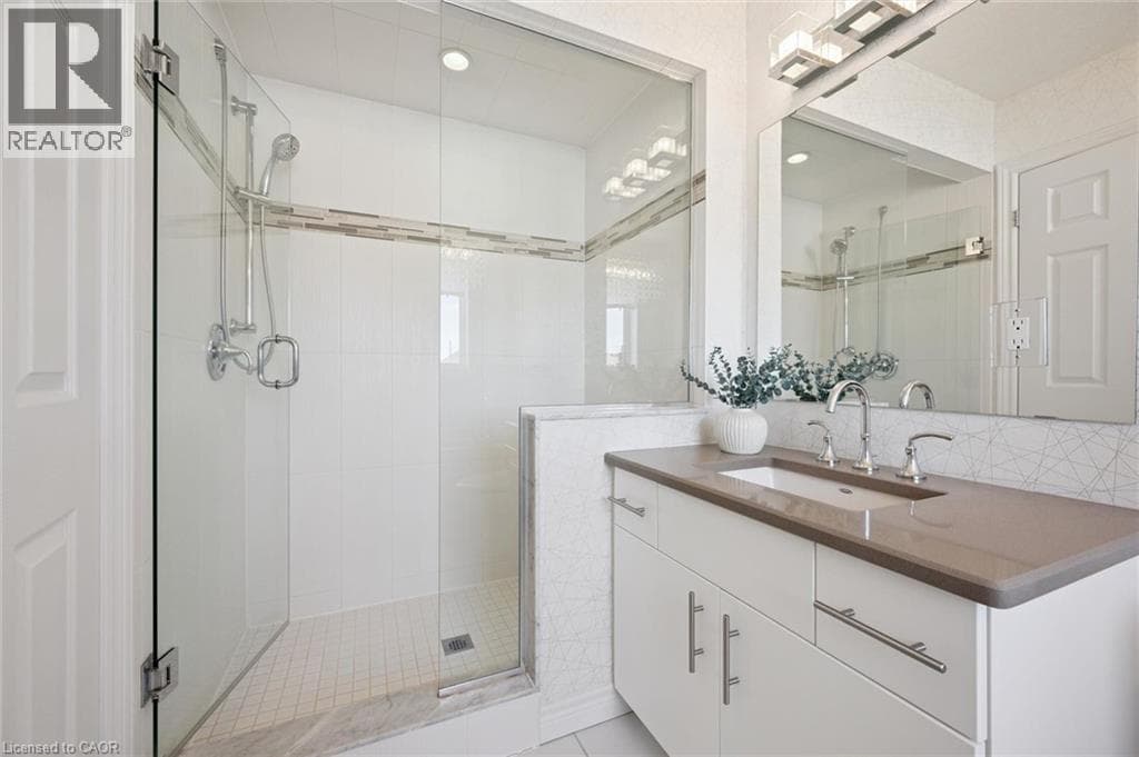 Townhouse for sale at 179 EDEN OAK Trail, Grand River South, Kitchener, Ontario, photo 27