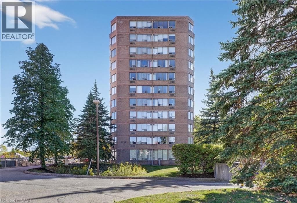 Apartment for sale at 3227 KING Street E Unit# 506, Chicopee, Kitchener, Ontario, photo 4