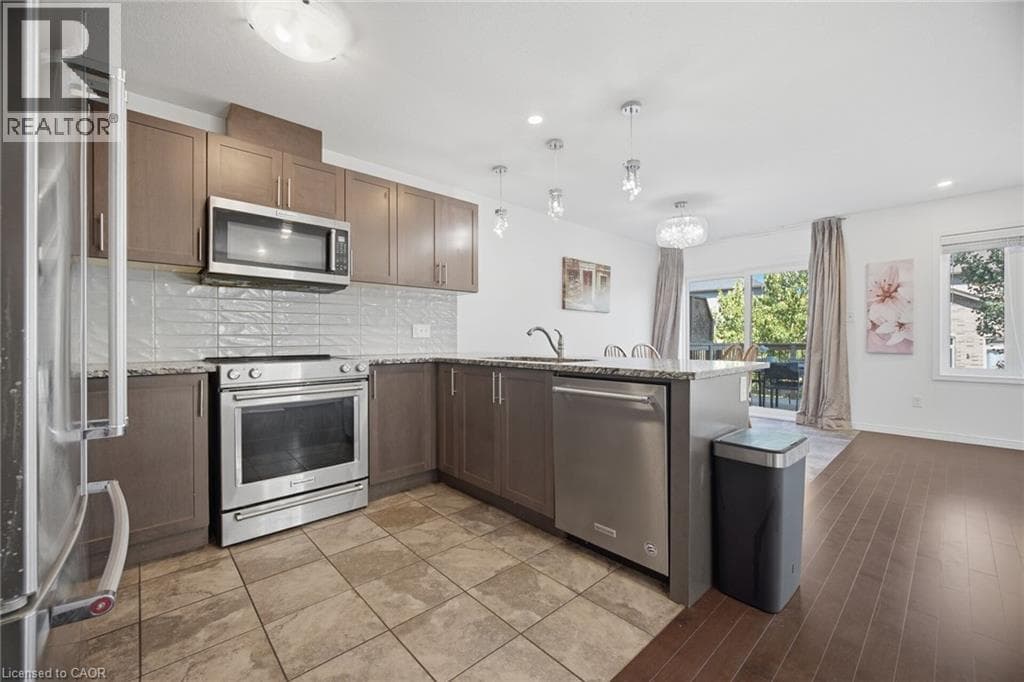 Townhouse for sale at 135 HARDCASTLE Drive Unit# 85, Victoria Highlands, Cambridge, Ontario, photo 12