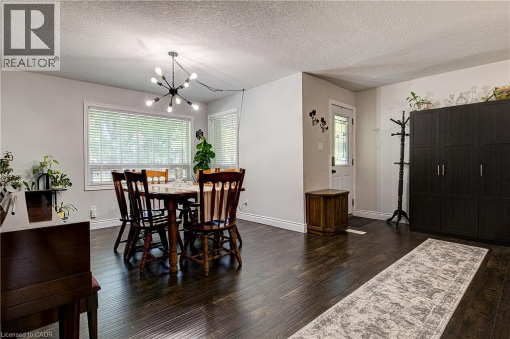 Detached for sale at 3 OAKWOOD Avenue, Fairfield, Kitchener, Ontario, photo 4