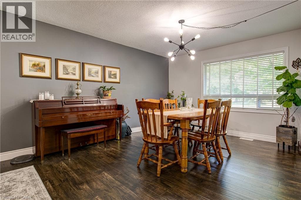 Detached for sale at 3 OAKWOOD Avenue, Fairfield, Kitchener, Ontario, photo 7