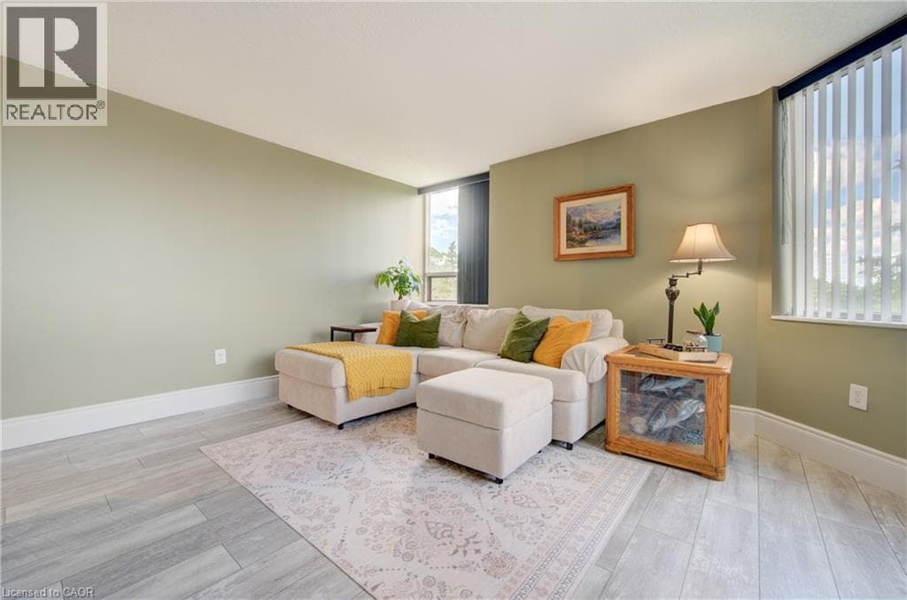 Apartment for sale at 3227 KING Street E Unit# 409, Chicopee, Kitchener, Ontario, photo 4