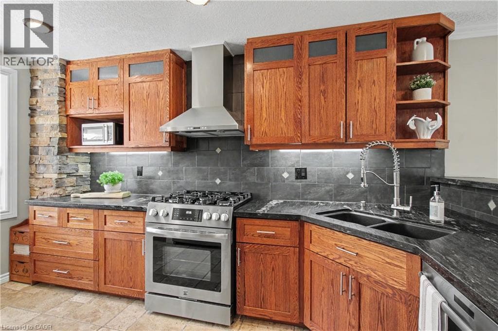 Detached for sale at 17 ATHLONE Road, Elgin Park, Cambridge, Ontario, photo 15