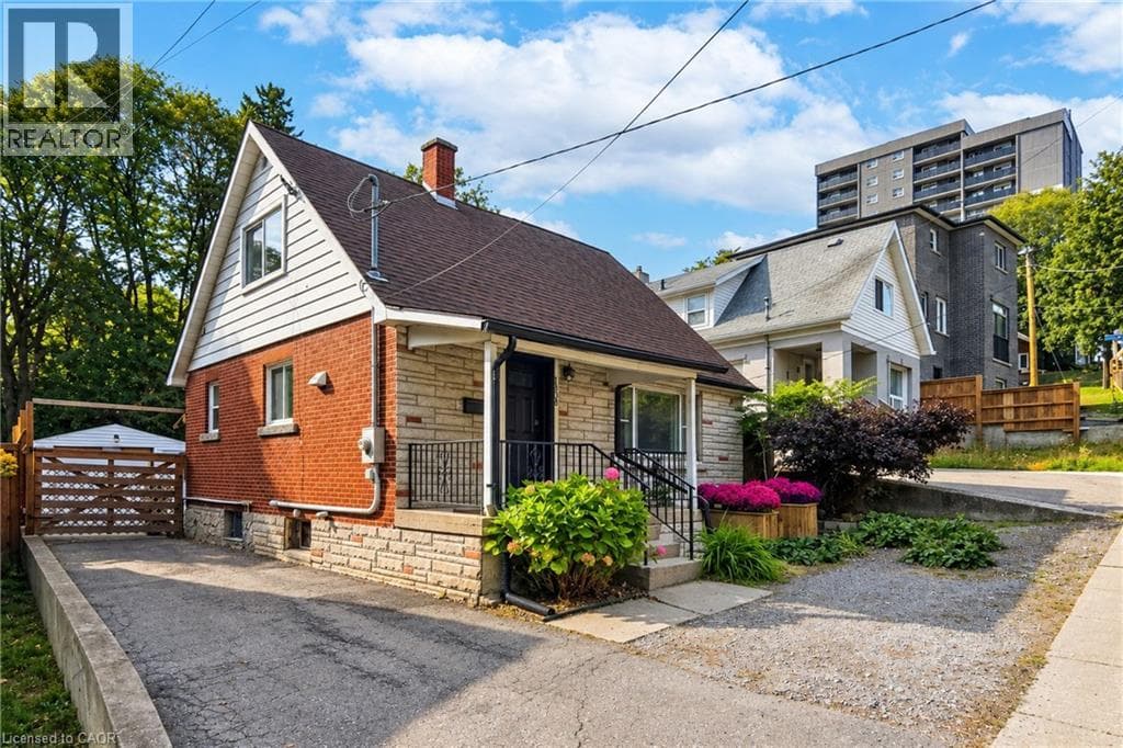 Detached for sale at 106 CEDAR Street S, Cedar Hill, Kitchener, Ontario, photo 17