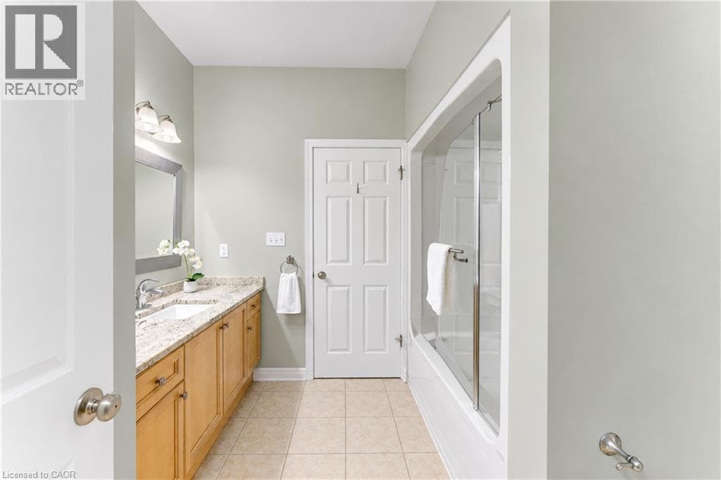 Townhouse for sale at 222 CHESTNUT HILL Crescent, Doon South, Kitchener, Ontario, photo 23