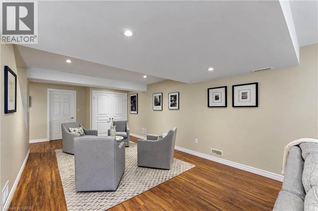 Townhouse for sale at 222 CHESTNUT HILL Crescent, Doon South, Kitchener, Ontario, photo 33
