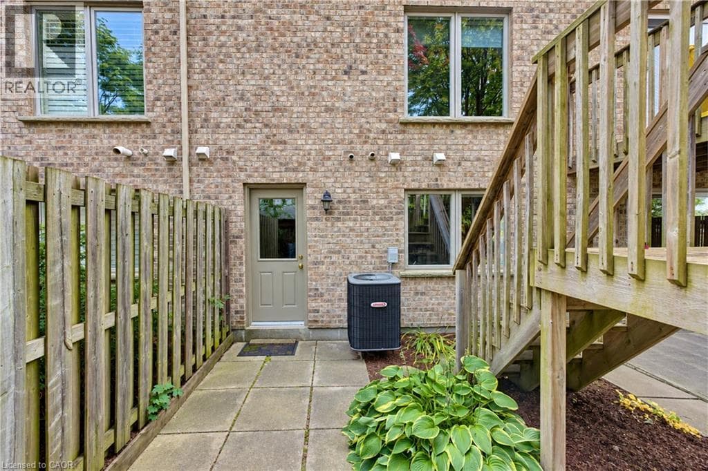 Townhouse for sale at 222 CHESTNUT HILL Crescent, Doon South, Kitchener, Ontario, photo 42