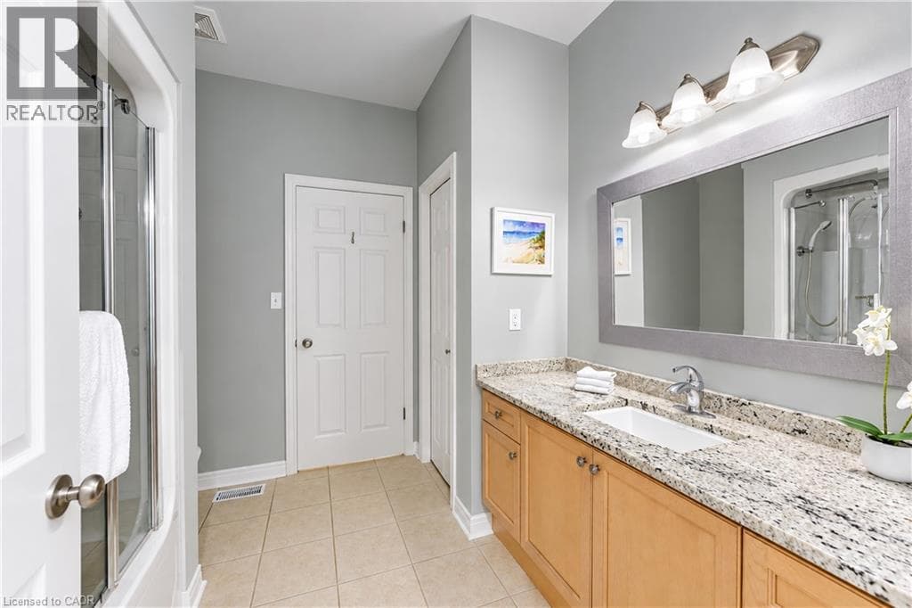 Townhouse for sale at 222 CHESTNUT HILL Crescent, Doon South, Kitchener, Ontario, photo 24