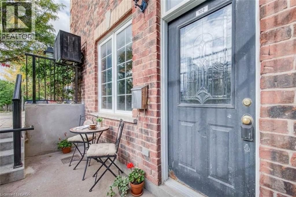 Apartment for sale at 555 KING Street E Unit# 102, King East, Kitchener, Ontario, photo 9