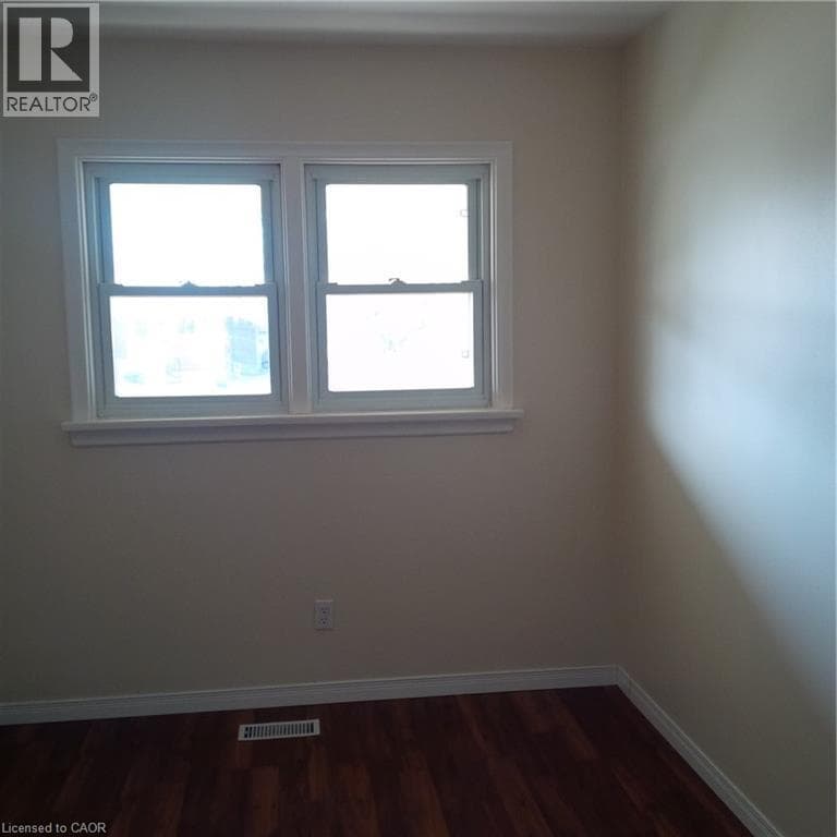Detached for sale at 245 EIGHTH Avenue, Vanier, Kitchener, Ontario, photo 12