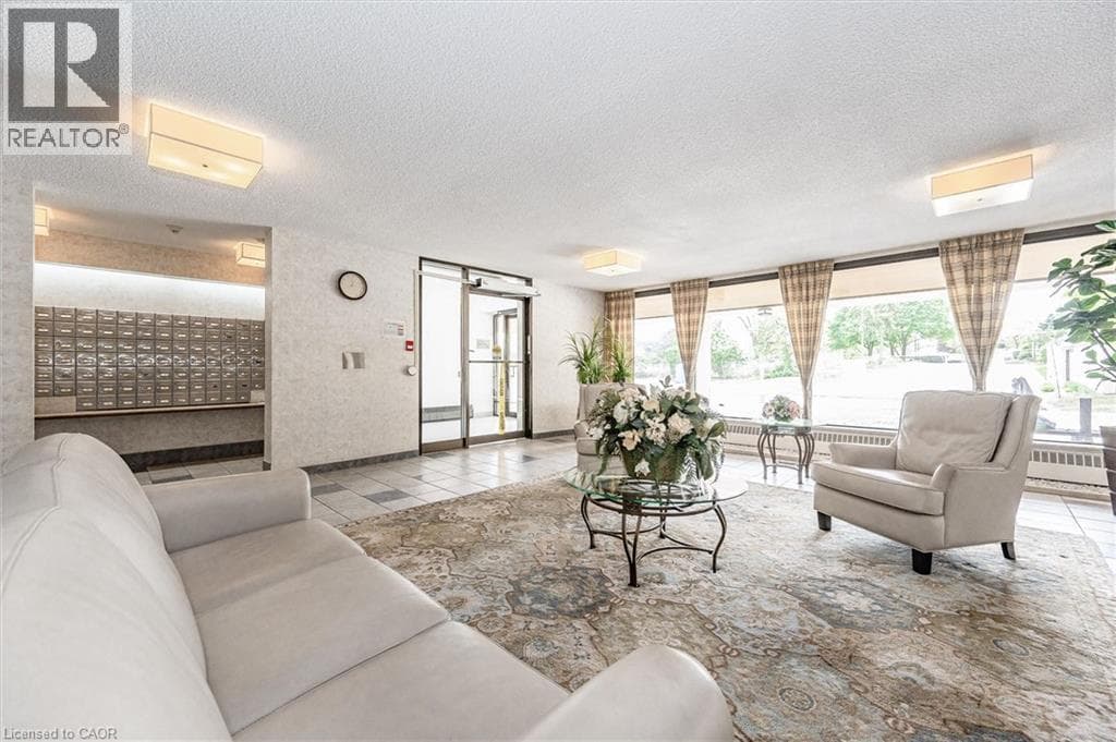 Apartment for sale at 65 WESTMOUNT Road N Unit# 910, Uptown West, Waterloo, Ontario, photo 4