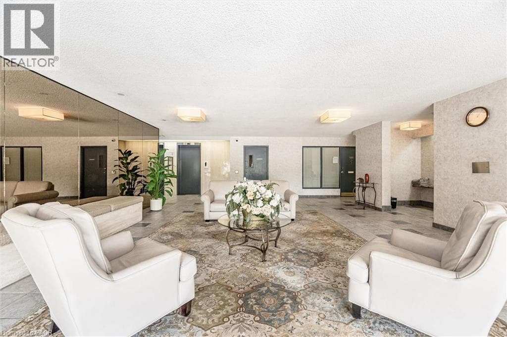 Apartment for sale at 65 WESTMOUNT Road N Unit# 910, Uptown West, Waterloo, Ontario, photo 3