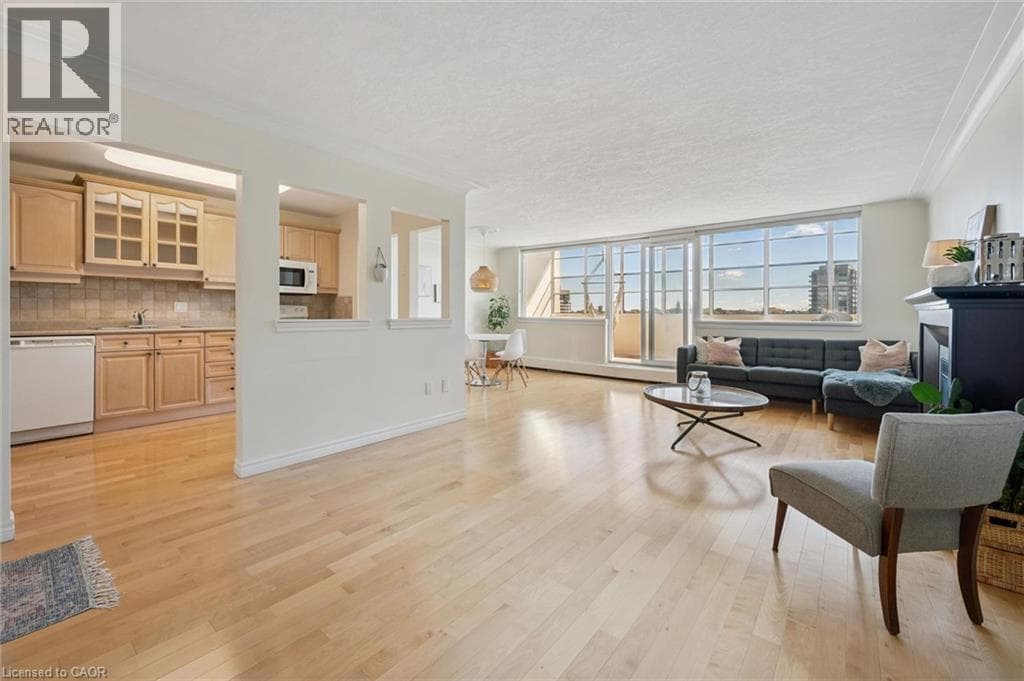 Apartment for sale at 65 WESTMOUNT Road N Unit# 910, Uptown West, Waterloo, Ontario, photo 8